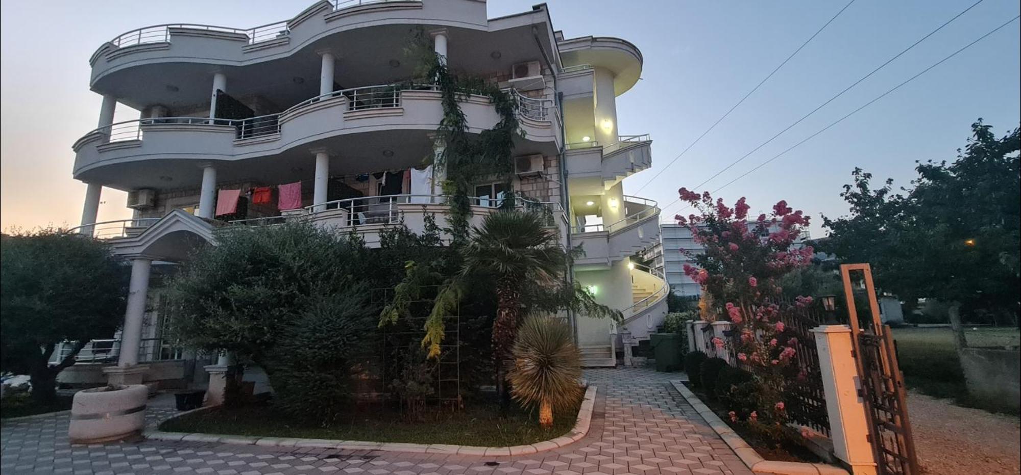 Meti Apartments Ülgün Dış mekan fotoğraf